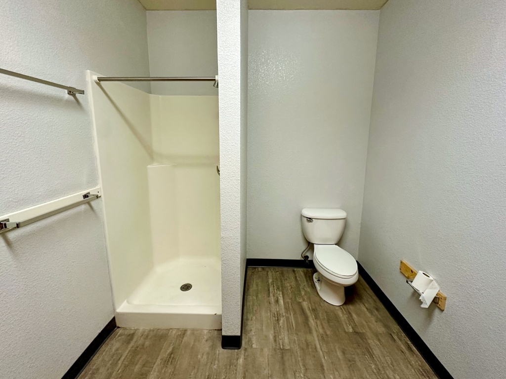 Embree Hall Bathroom